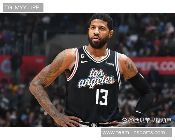 乔治表现平平17投仅中6得17分3篮板3助攻并遭遇5次犯规